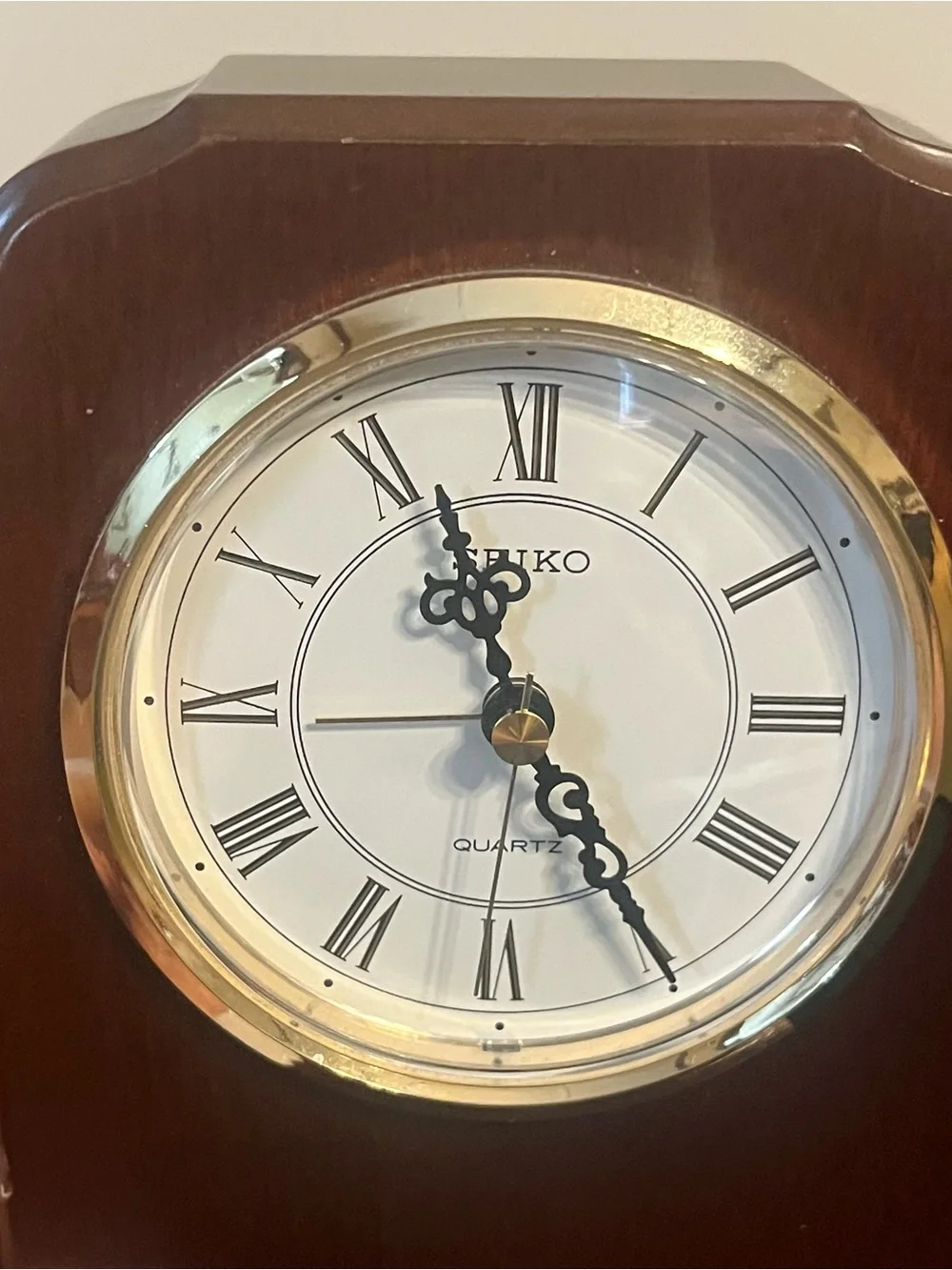 Vtg Seiko wall Mantel clock QXE106BLF quartz wood gold analog heirloom Classic